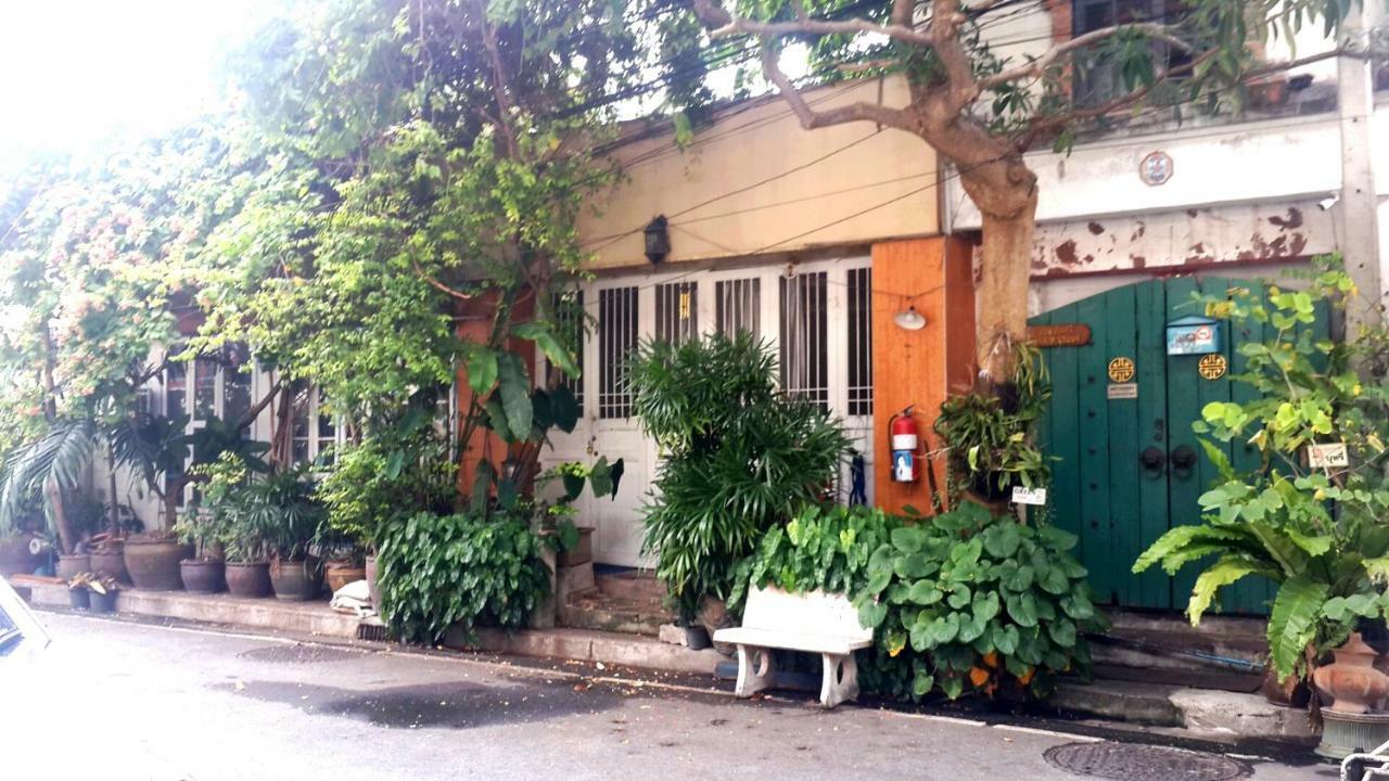 Cafe De Baan Raow Hotel Bangkok Exterior photo